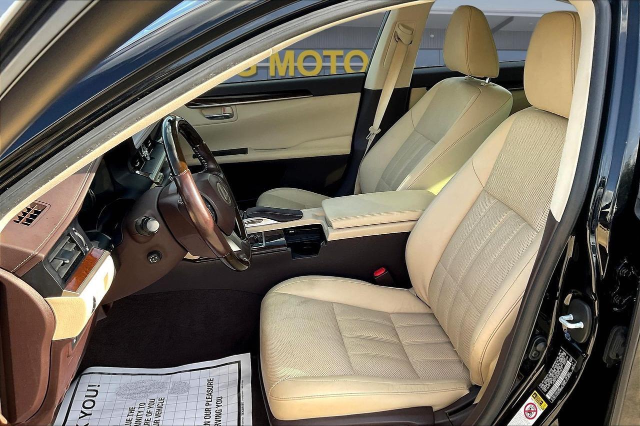 2016 LEXUS ES 350 Houston TX