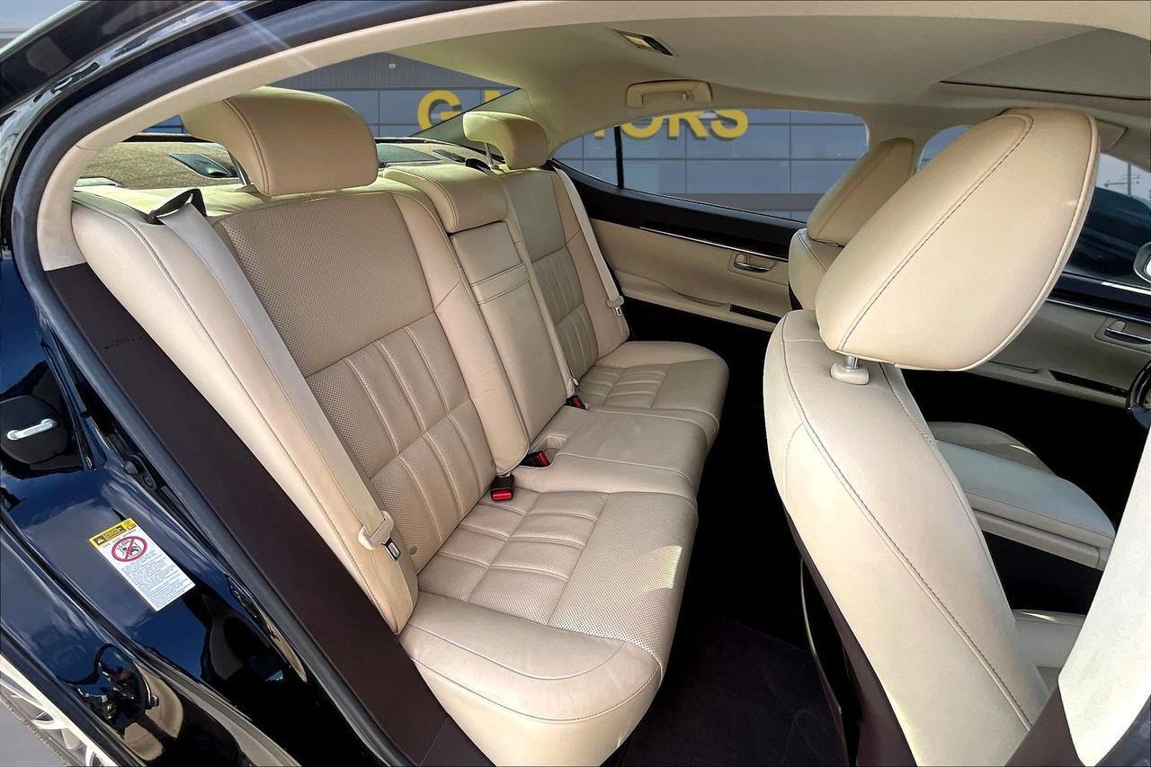 2016 LEXUS ES 350 Houston TX