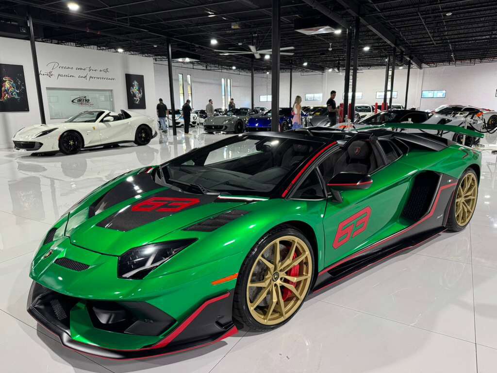 2016 Lamborghini Aventador LP 700-4 Pirelli Edition