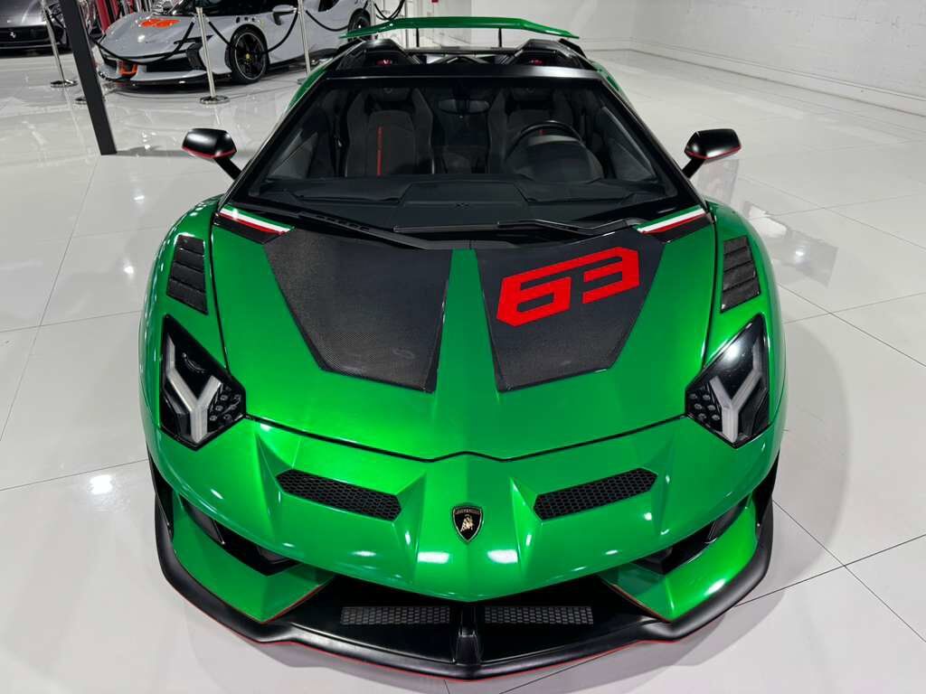 2016 Lamborghini Aventador LP 700-4 Pirelli Edition