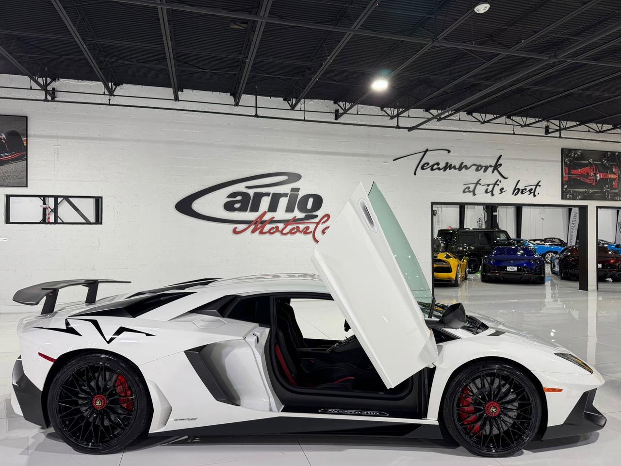 2016 Lamborghini Aventador LP 750-4 Superveloce Bianco Opalis paint, Sensonum audio, carbon galore AND MUCH MORE!! Fort Lauderdale FL