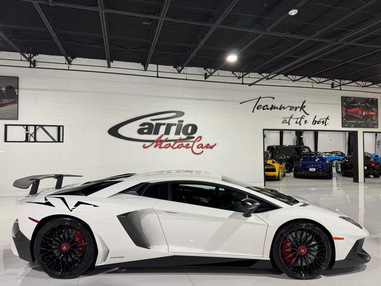 2016 Lamborghini Aventador LP 750-4 Superveloce Bianco Opalis paint, Sensonum audio, carbon galore AND MUCH MORE!! Fort Lauderdale FL