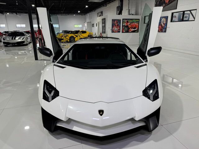 2016 Lamborghini Aventador LP 750-4 Superveloce Bianco Opalis paint, Sensonum audio, carbon galore AND MUCH MORE!! Fort Lauderdale FL