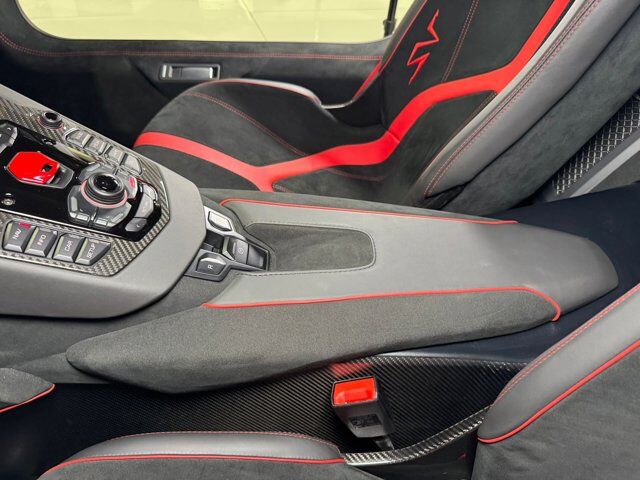 2016 Lamborghini Aventador LP 750-4 Superveloce Bianco Opalis paint, Sensonum audio, carbon galore AND MUCH MORE!! Fort Lauderdale FL