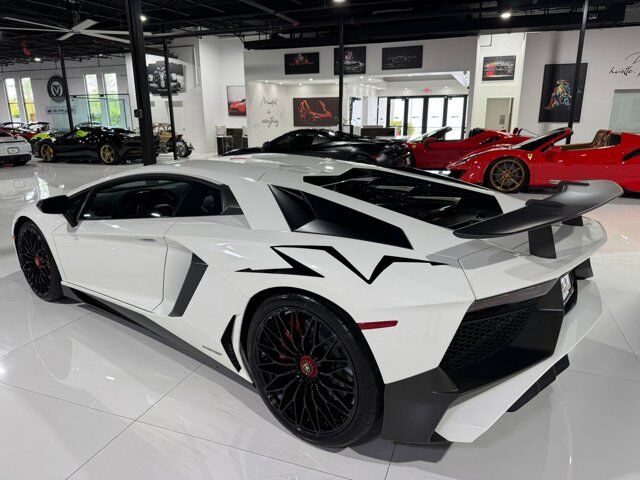 2016 Lamborghini Aventador LP 750-4 Superveloce Bianco Opalis paint, Sensonum audio, carbon galore AND MUCH MORE!! Fort Lauderdale FL