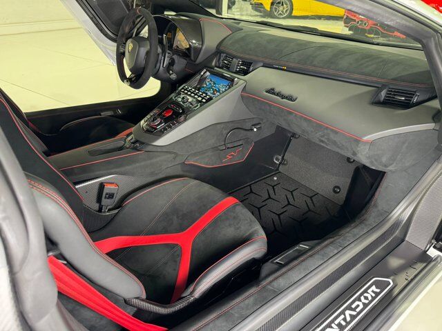 2016 Lamborghini Aventador LP 750-4 Superveloce Bianco Opalis paint, Sensonum audio, carbon galore AND MUCH MORE!! Fort Lauderdale FL