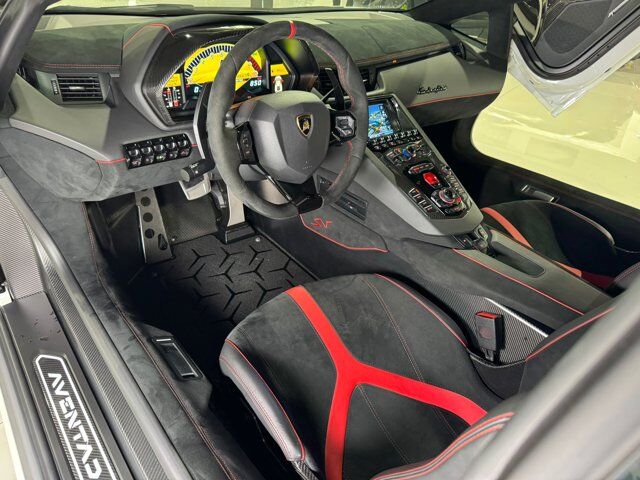 2016 Lamborghini Aventador LP 750-4 Superveloce Bianco Opalis paint, Sensonum audio, carbon galore AND MUCH MORE!! Fort Lauderdale FL