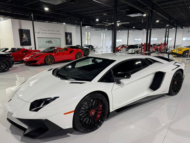 2016 Lamborghini Aventador LP 750-4 Superveloce Bianco Opalis paint, Sensonum audio, carbon galore AND MUCH MORE!! Fort Lauderdale FL