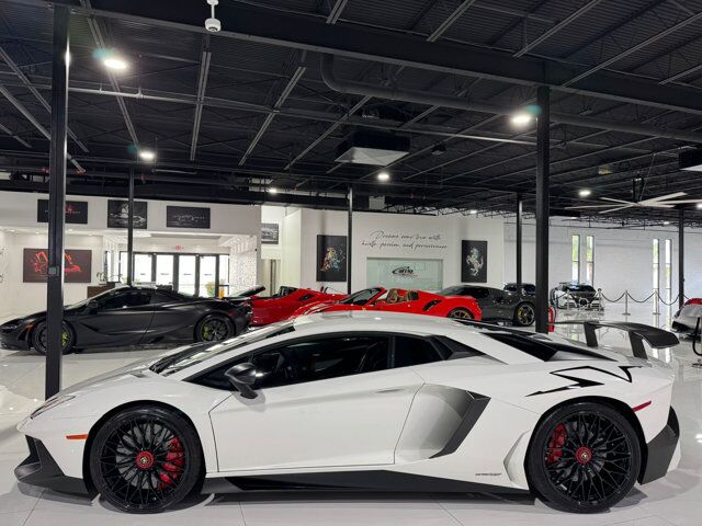 2016 Lamborghini Aventador LP 750-4 Superveloce Bianco Opalis paint, Sensonum audio, carbon galore AND MUCH MORE!! Fort Lauderdale FL