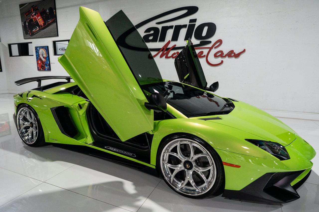 2016 Lamborghini Aventador LP 750-4 Superveloce