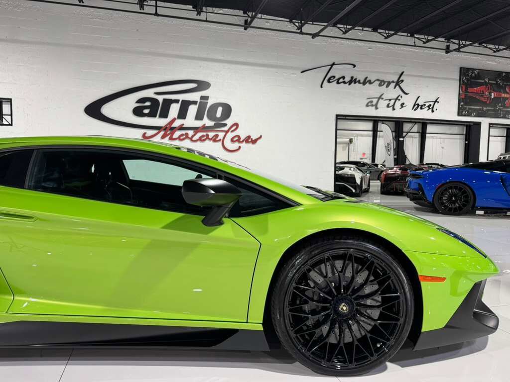 2016 Lamborghini Aventador LP 750-4 Superveloce Verde Ithaca paint, Ad Personam interior, carbon galore AND MORE!!! Fort Lauderdale FL