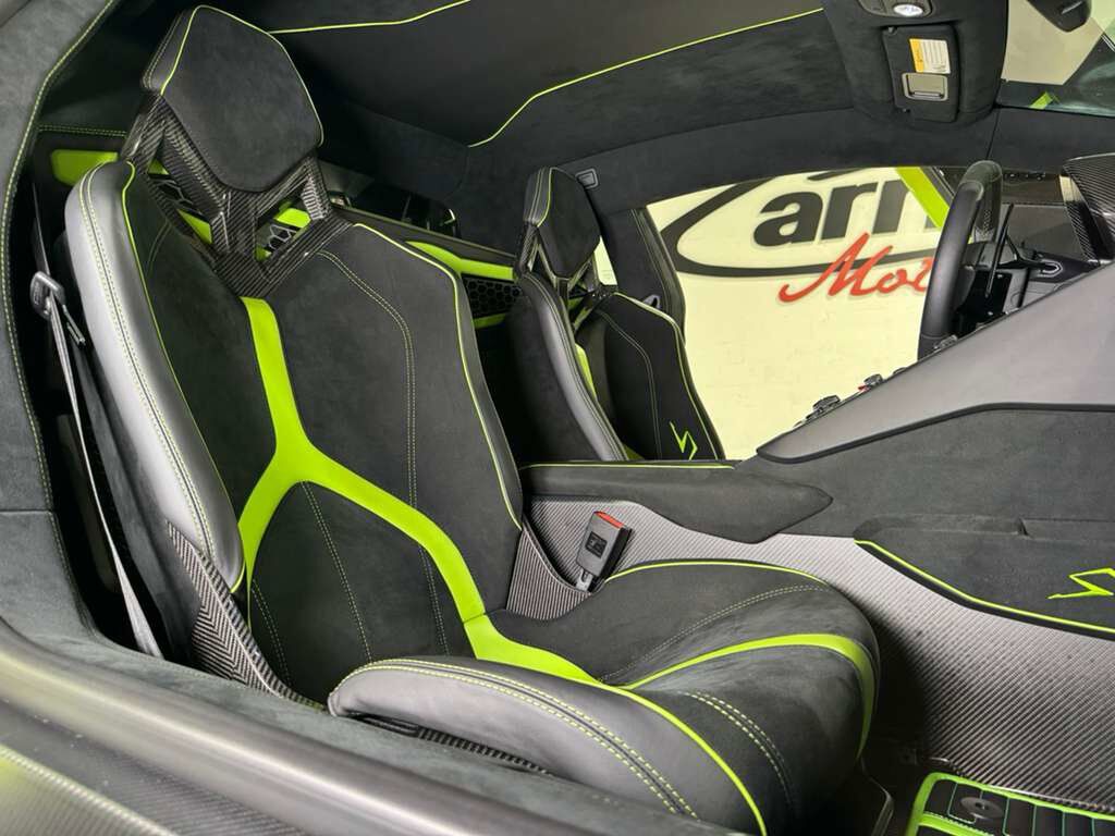 2016 Lamborghini Aventador LP 750-4 Superveloce Verde Ithaca paint, Ad Personam interior, carbon galore AND MORE!!! Fort Lauderdale FL
