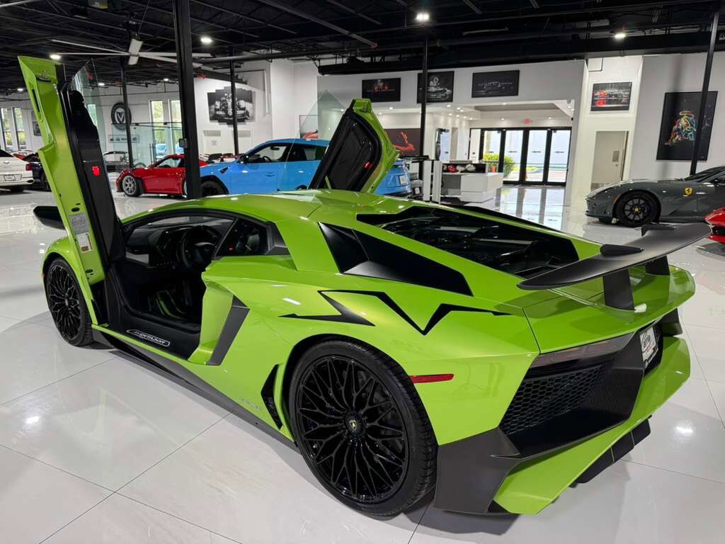 2016 Lamborghini Aventador LP 750-4 Superveloce Verde Ithaca paint, Ad Personam interior, carbon galore AND MORE!!! Fort Lauderdale FL