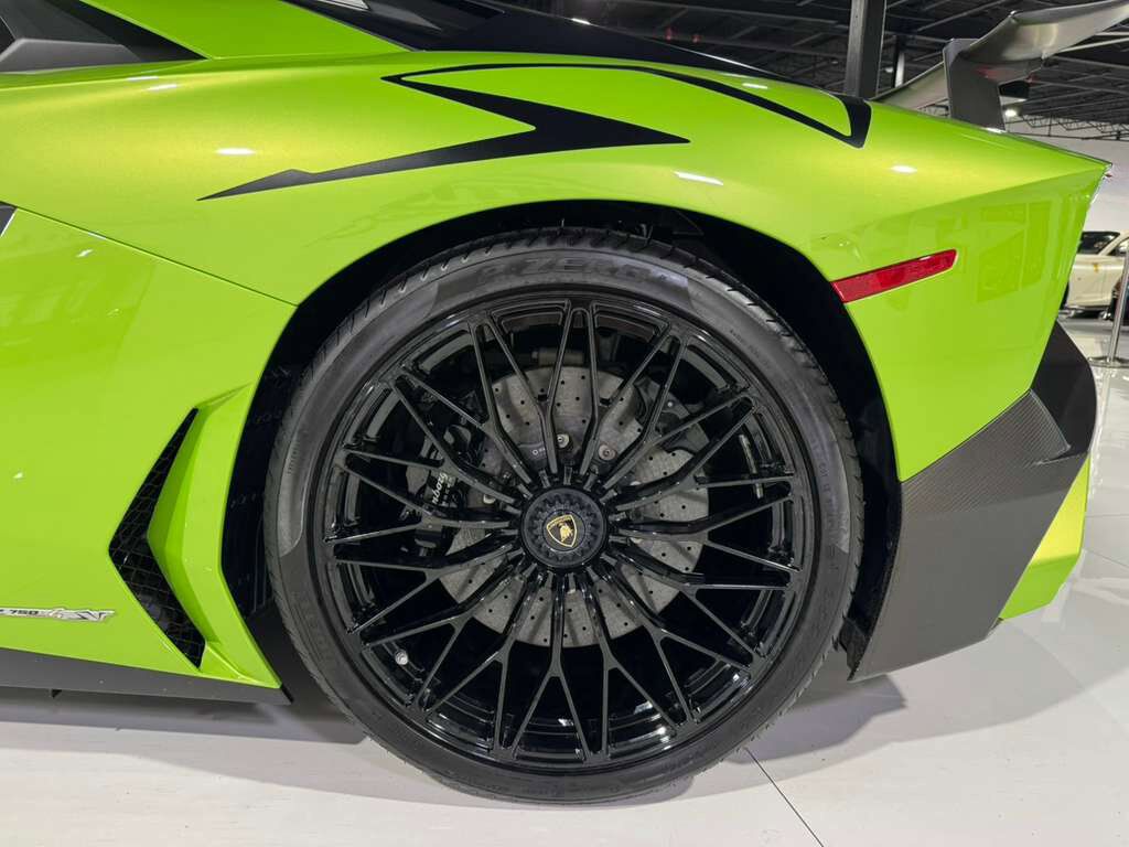 2016 Lamborghini Aventador LP 750-4 Superveloce Verde Ithaca paint, Ad Personam interior, carbon galore AND MORE!!! Fort Lauderdale FL