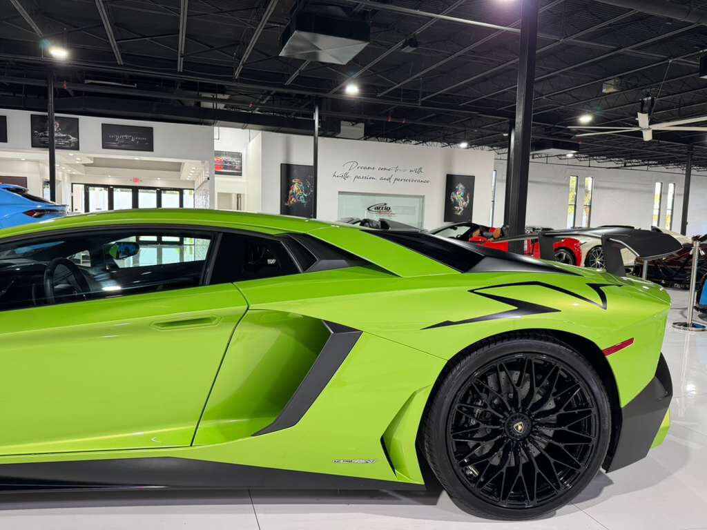 2016 Lamborghini Aventador LP 750-4 Superveloce Verde Ithaca paint, Ad Personam interior, carbon galore AND MORE!!! Fort Lauderdale FL
