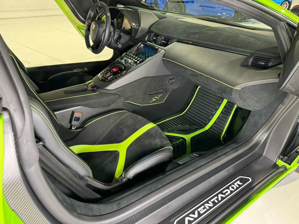 2016 Lamborghini Aventador LP 750-4 Superveloce Verde Ithaca paint, Ad Personam interior, carbon galore AND MORE!!! Fort Lauderdale FL