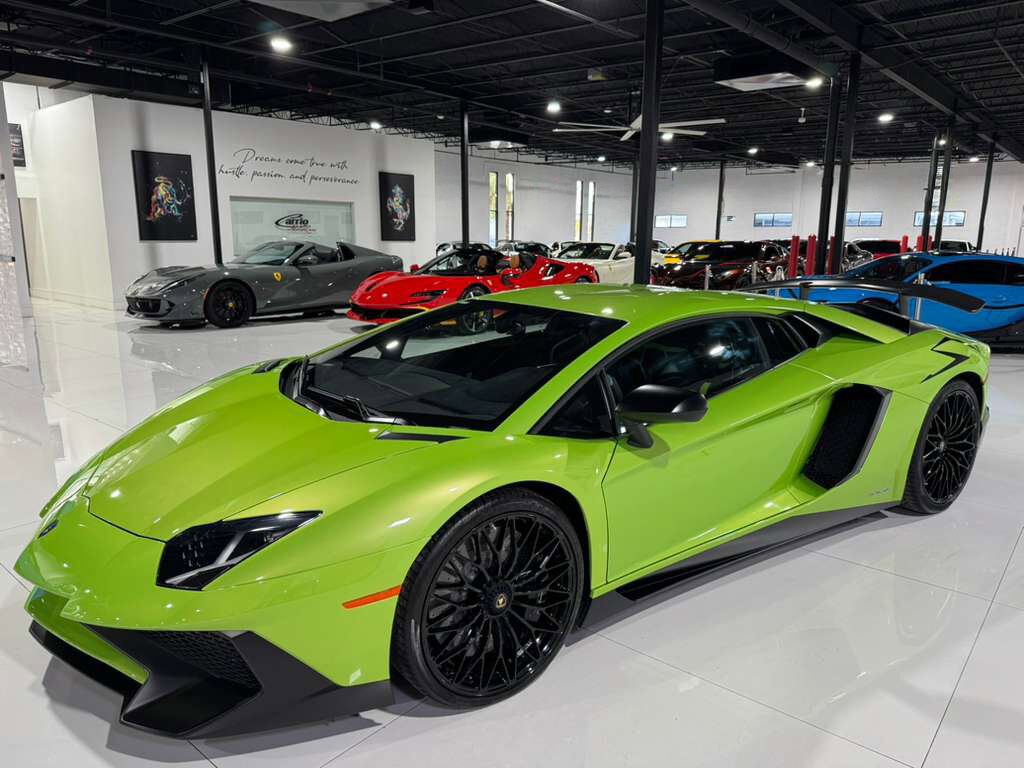 2016 Lamborghini Aventador LP 750-4 Superveloce Verde Ithaca paint, Ad Personam interior, carbon galore AND MORE!!! Fort Lauderdale FL