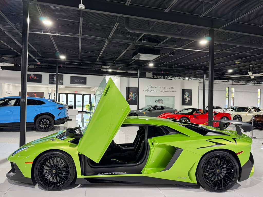 2016 Lamborghini Aventador LP 750-4 Superveloce Verde Ithaca paint, Ad Personam interior, carbon galore AND MORE!!! Fort Lauderdale FL
