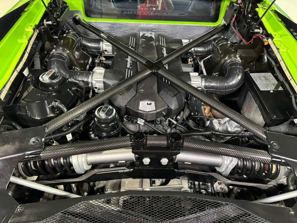 2016 Lamborghini Aventador LP 750-4 Superveloce Verde Ithaca paint, Ad Personam interior, carbon galore AND MORE!!! Fort Lauderdale FL