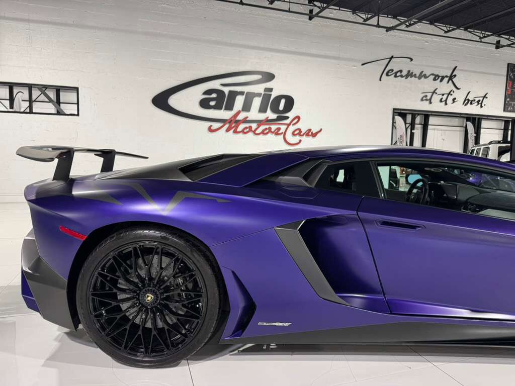 2016 Lamborghini Aventador LP 750-4 Superveloce Viola Mel paint,exposed carbon &quot;SV&quot;,Ad Personam interior,carbon galore & MORE!! Fort Lauderdale FL