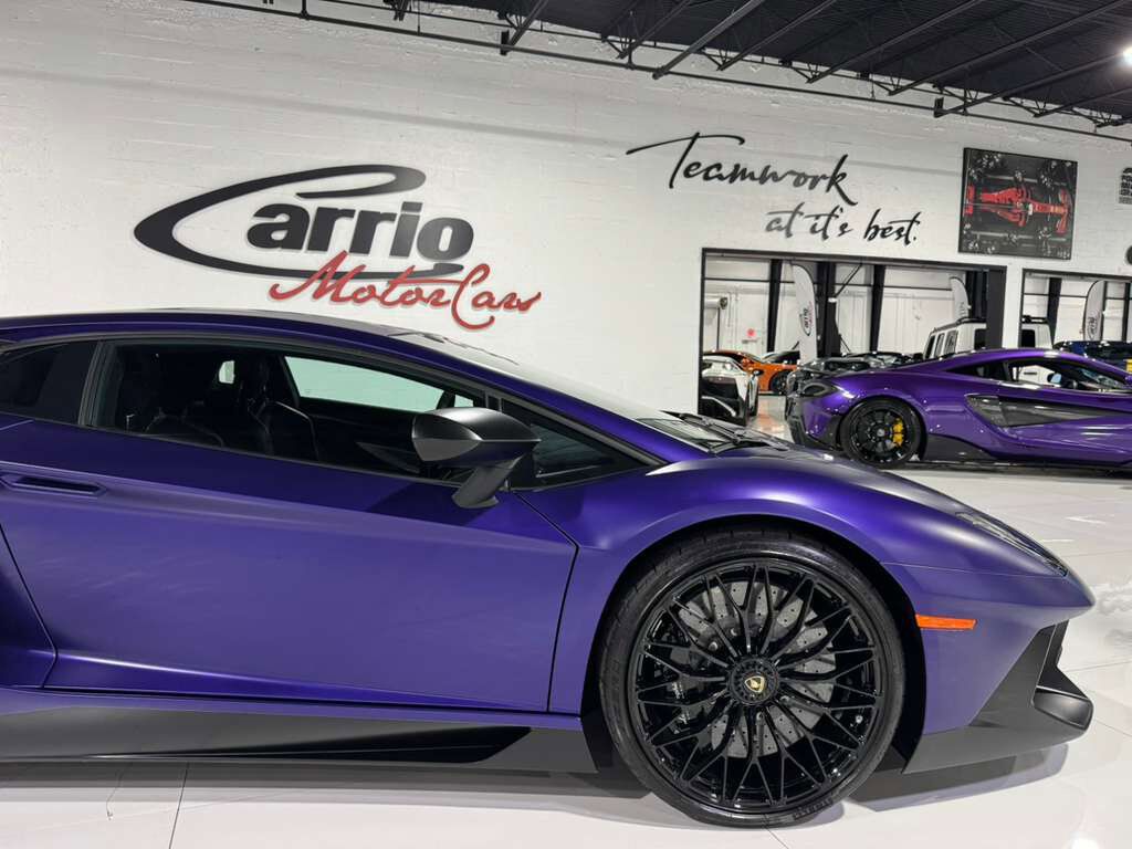 2016 Lamborghini Aventador LP 750-4 Superveloce Viola Mel paint,exposed carbon &quot;SV&quot;,Ad Personam interior,carbon galore & MORE!! Fort Lauderdale FL