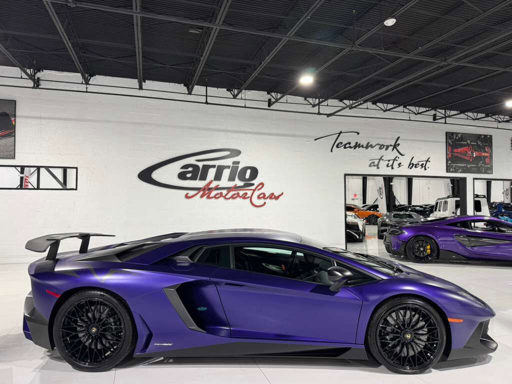 2016 Lamborghini Aventador LP 750-4 Superveloce Viola Mel paint,exposed carbon &quot;SV&quot;,Ad Personam interior,carbon galore & MORE!! Fort Lauderdale FL