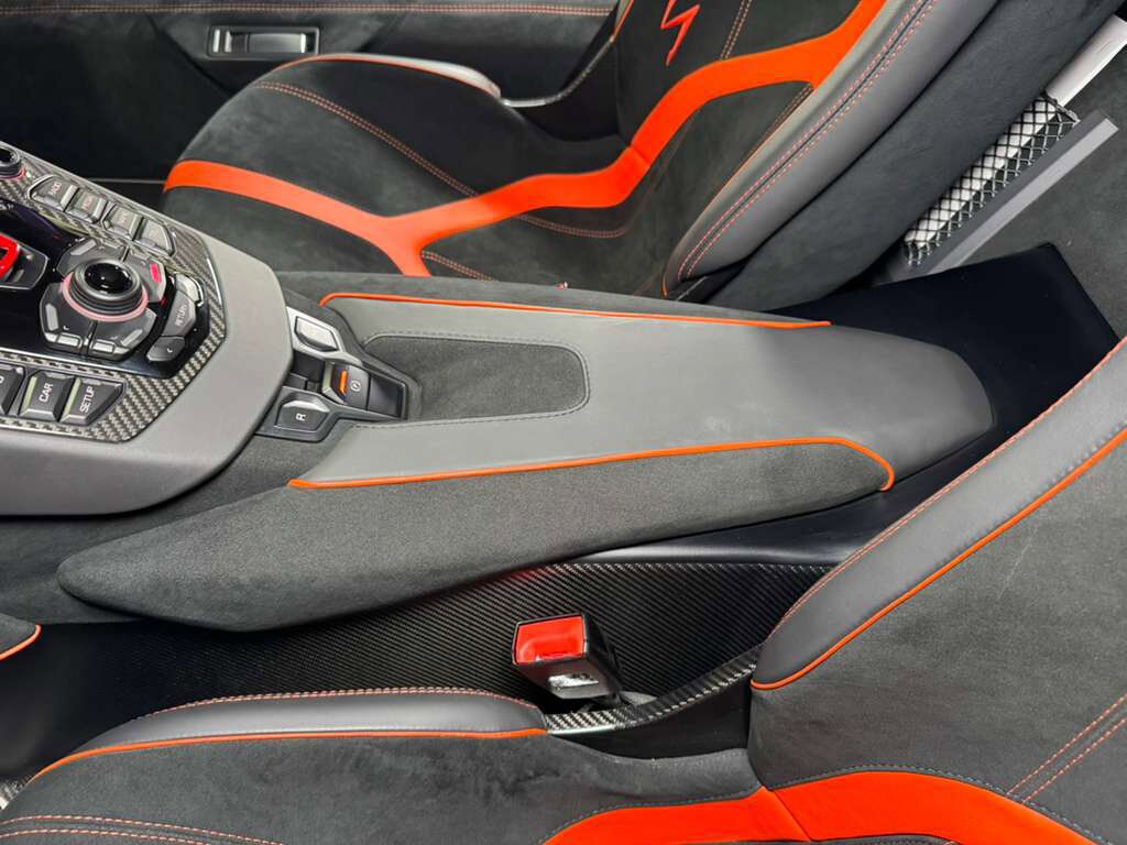 2016 Lamborghini Aventador LP 750-4 Superveloce Viola Mel paint,exposed carbon &quot;SV&quot;,Ad Personam interior,carbon galore & MORE!! Fort Lauderdale FL