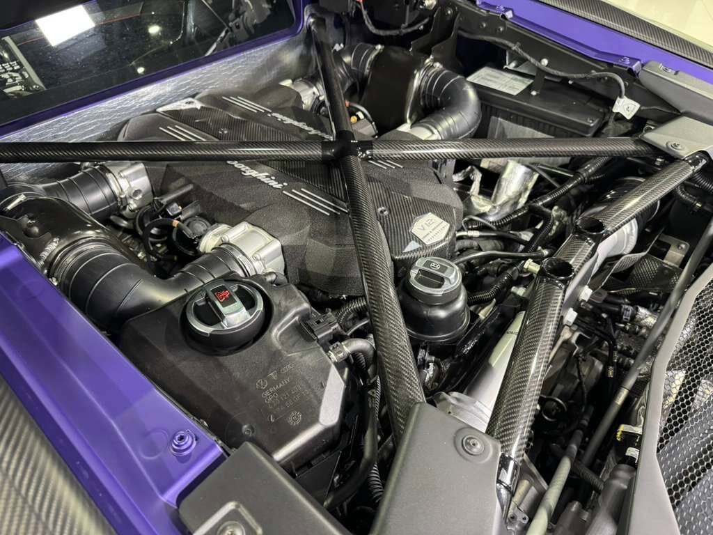 2016 Lamborghini Aventador LP 750-4 Superveloce Viola Mel paint,exposed carbon &quot;SV&quot;,Ad Personam interior,carbon galore & MORE!! Fort Lauderdale FL