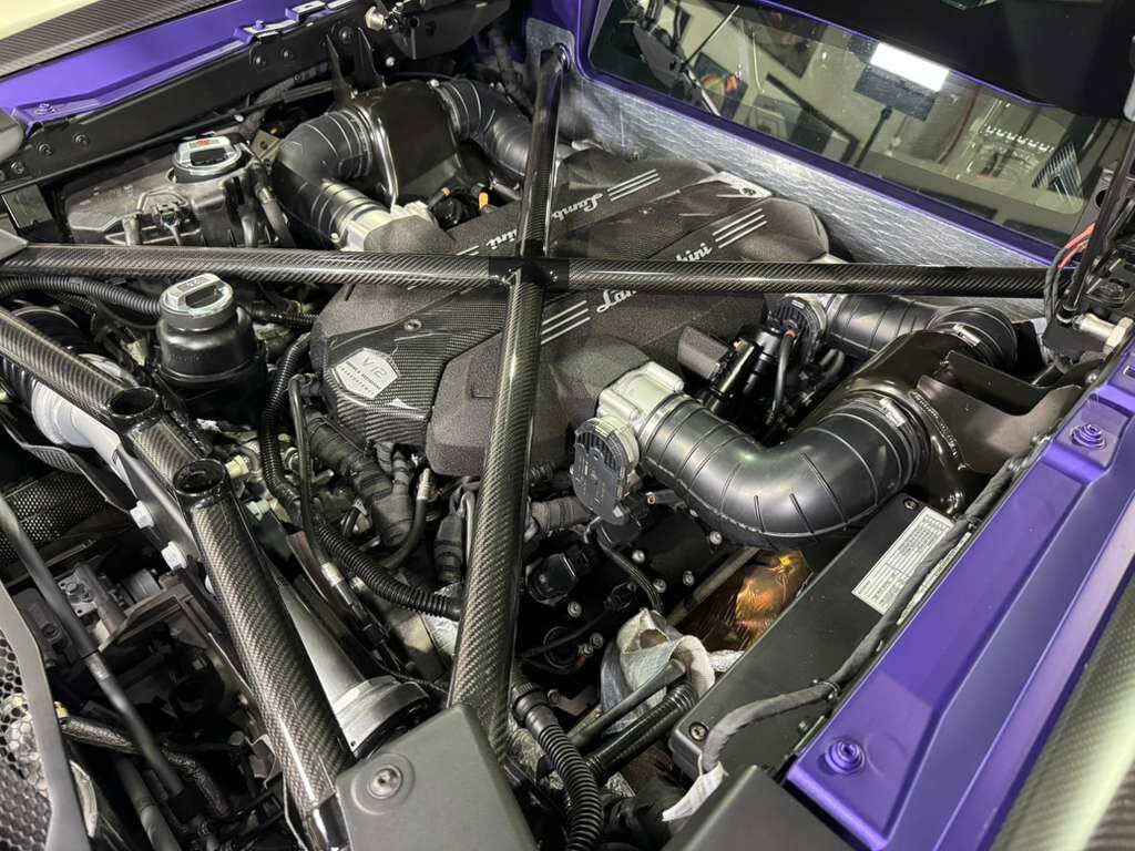2016 Lamborghini Aventador LP 750-4 Superveloce Viola Mel paint,exposed carbon &quot;SV&quot;,Ad Personam interior,carbon galore & MORE!! Fort Lauderdale FL