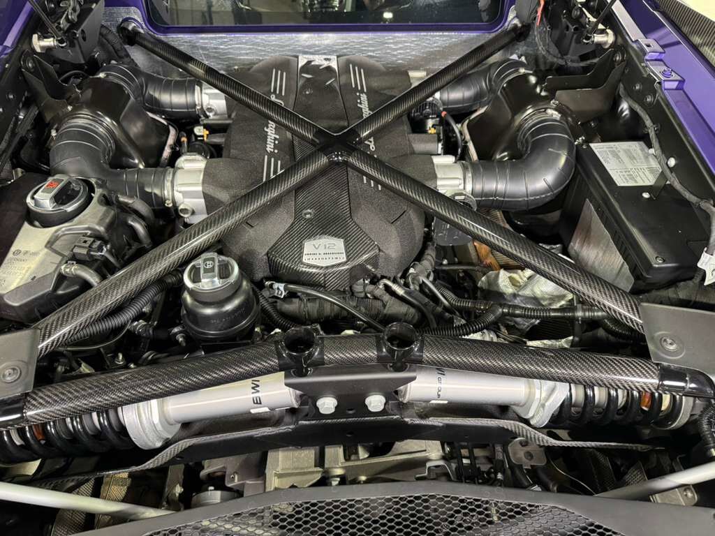 2016 Lamborghini Aventador LP 750-4 Superveloce Viola Mel paint,exposed carbon &quot;SV&quot;,Ad Personam interior,carbon galore & MORE!! Fort Lauderdale FL