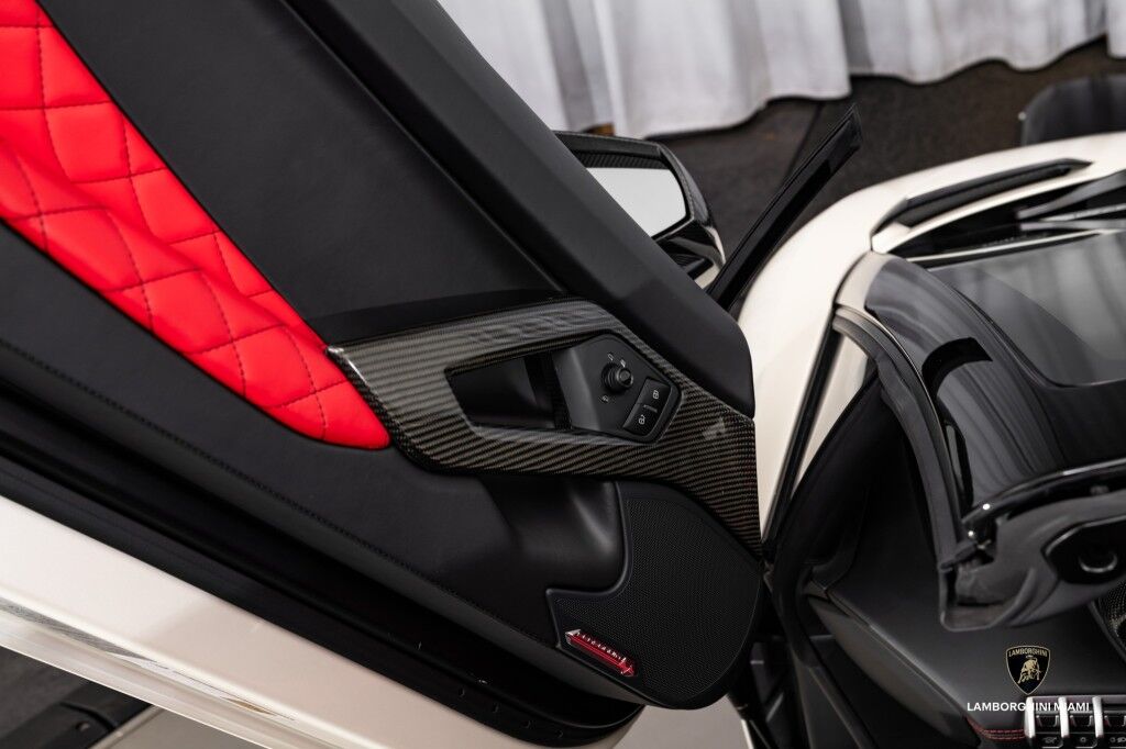 2016 Lamborghini Aventador LP700-4 Roadster North Miami Beach FL