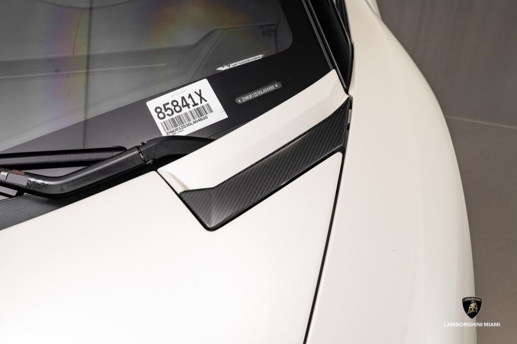 2016 Lamborghini Aventador LP700-4 Roadster North Miami Beach FL