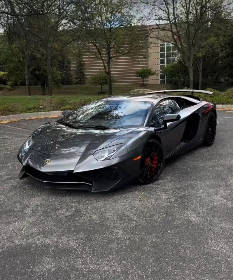 2016 Lamborghini Aventador LP750-4 SuperVeloce