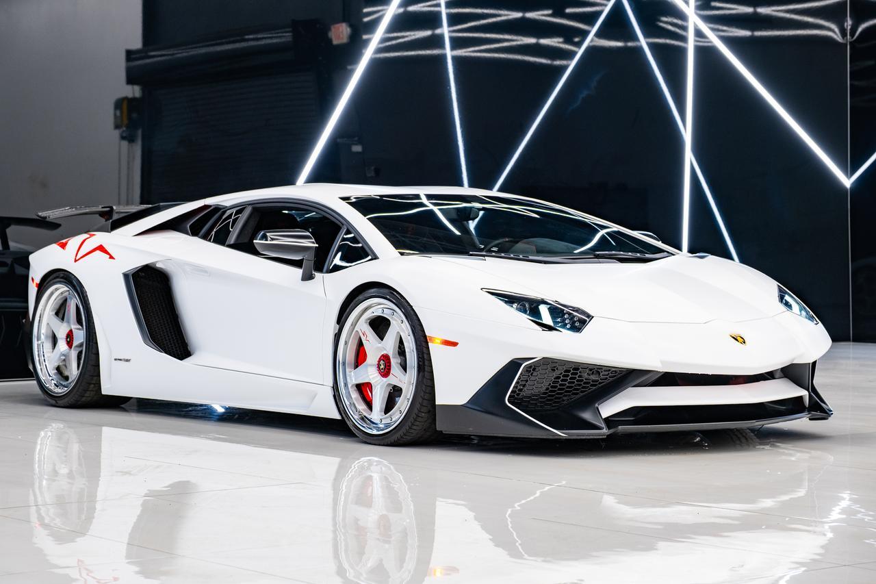 2016 Lamborghini Aventador LP750-4 SuperVeloce