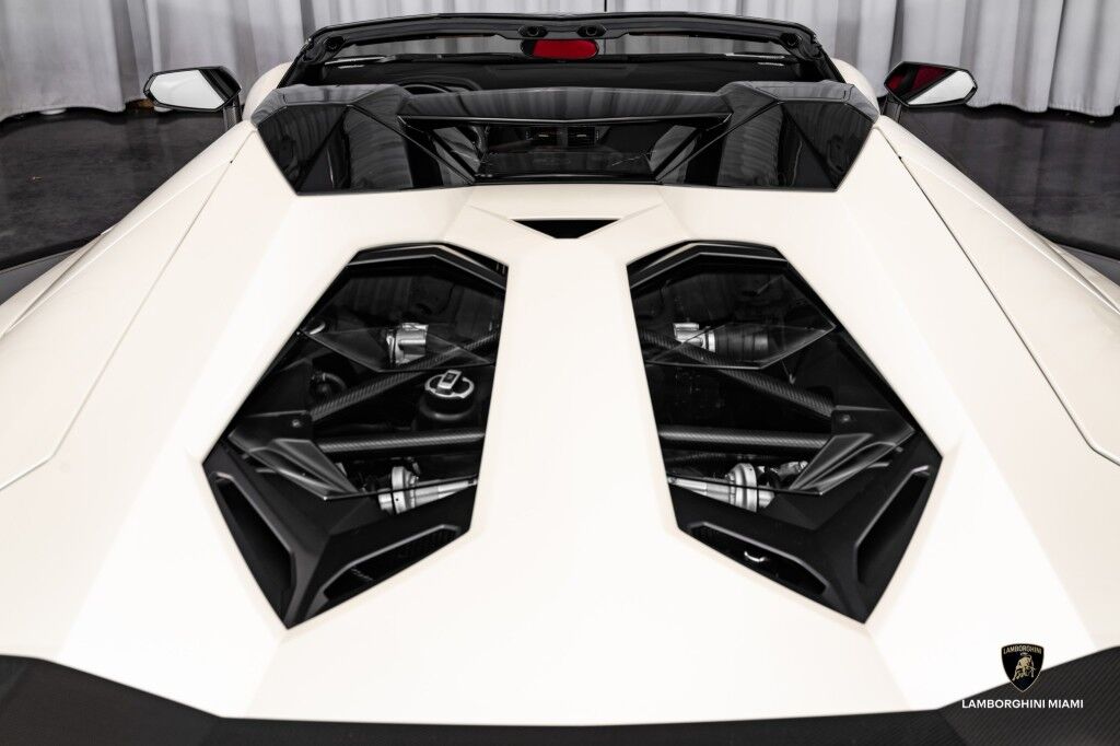 2016 Lamborghini Aventador Roadster LP700-4 North Miami Beach FL