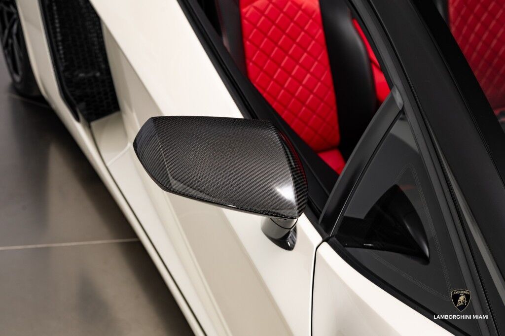 2016 Lamborghini Aventador Roadster LP700-4 North Miami Beach FL