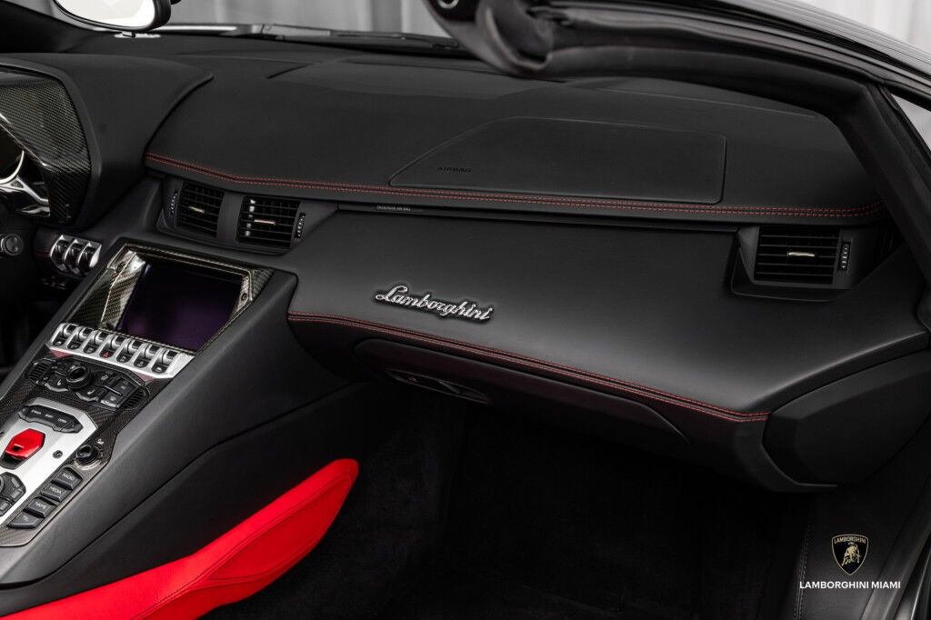 2016 Lamborghini Aventador Roadster LP700-4 North Miami Beach FL