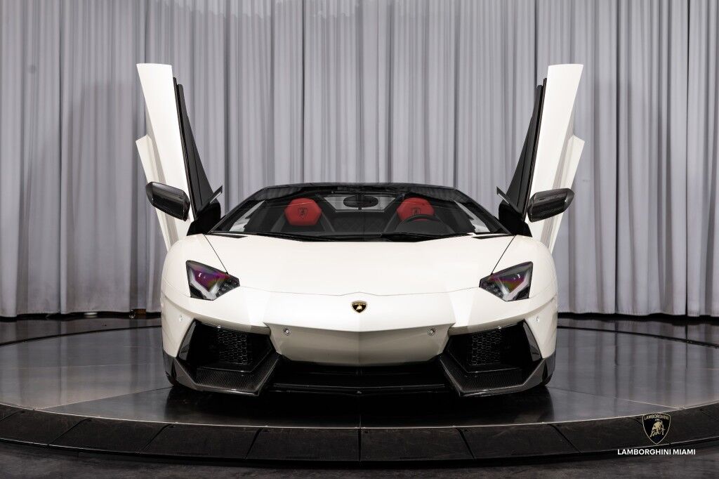 2016 Lamborghini Aventador Roadster LP700-4 North Miami Beach FL