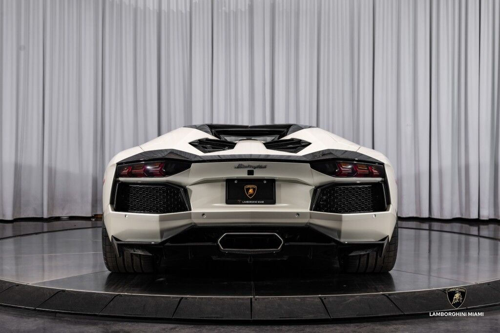 2016 Lamborghini Aventador Roadster LP700-4 North Miami Beach FL