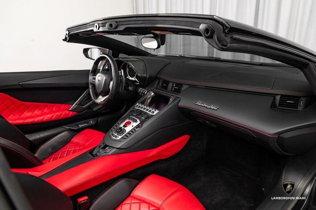 2016 Lamborghini Aventador Roadster LP700-4 North Miami Beach FL