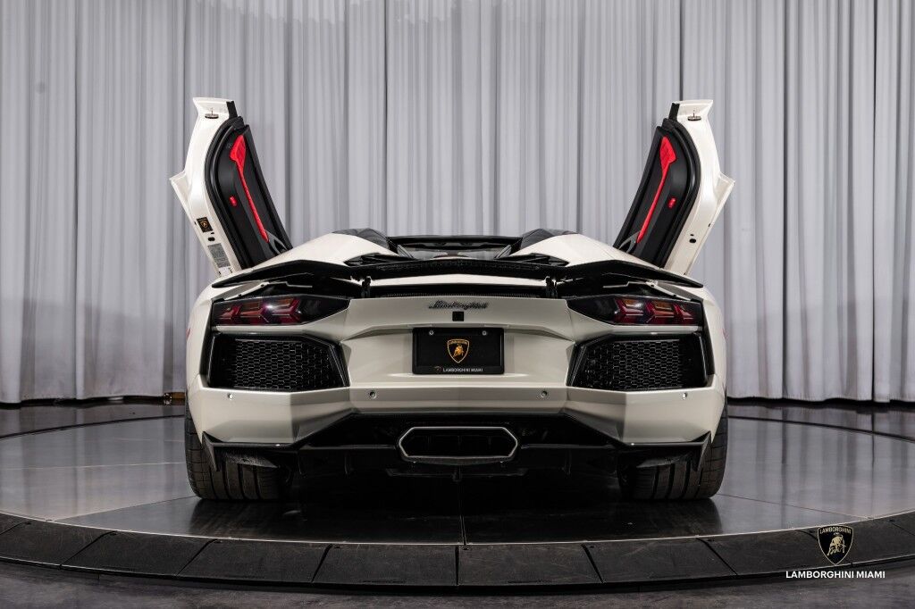2016 Lamborghini Aventador Roadster LP700-4 North Miami Beach FL