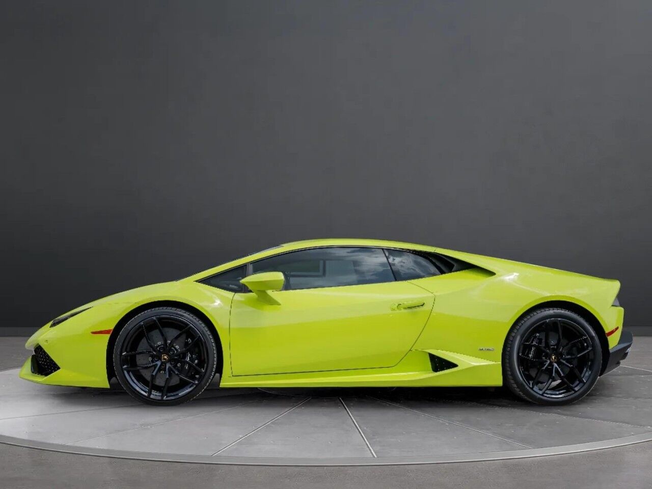2016 Lamborghini Huracan LP 610-4 - Ad Personam Verde Singh
