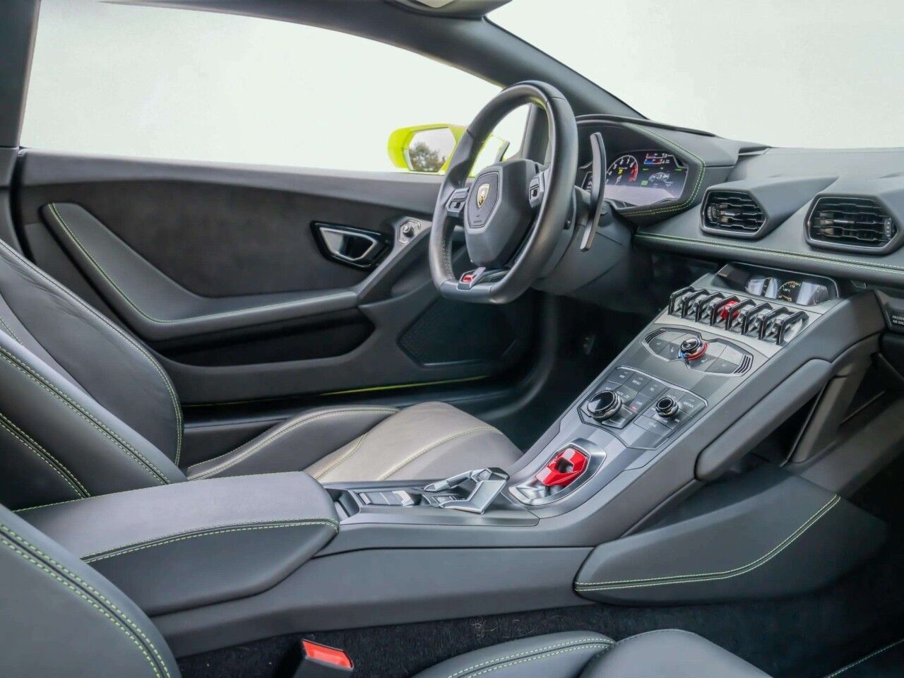2016 Lamborghini Huracan LP 610-4 - Ad Personam Verde Singh San Antonio TX