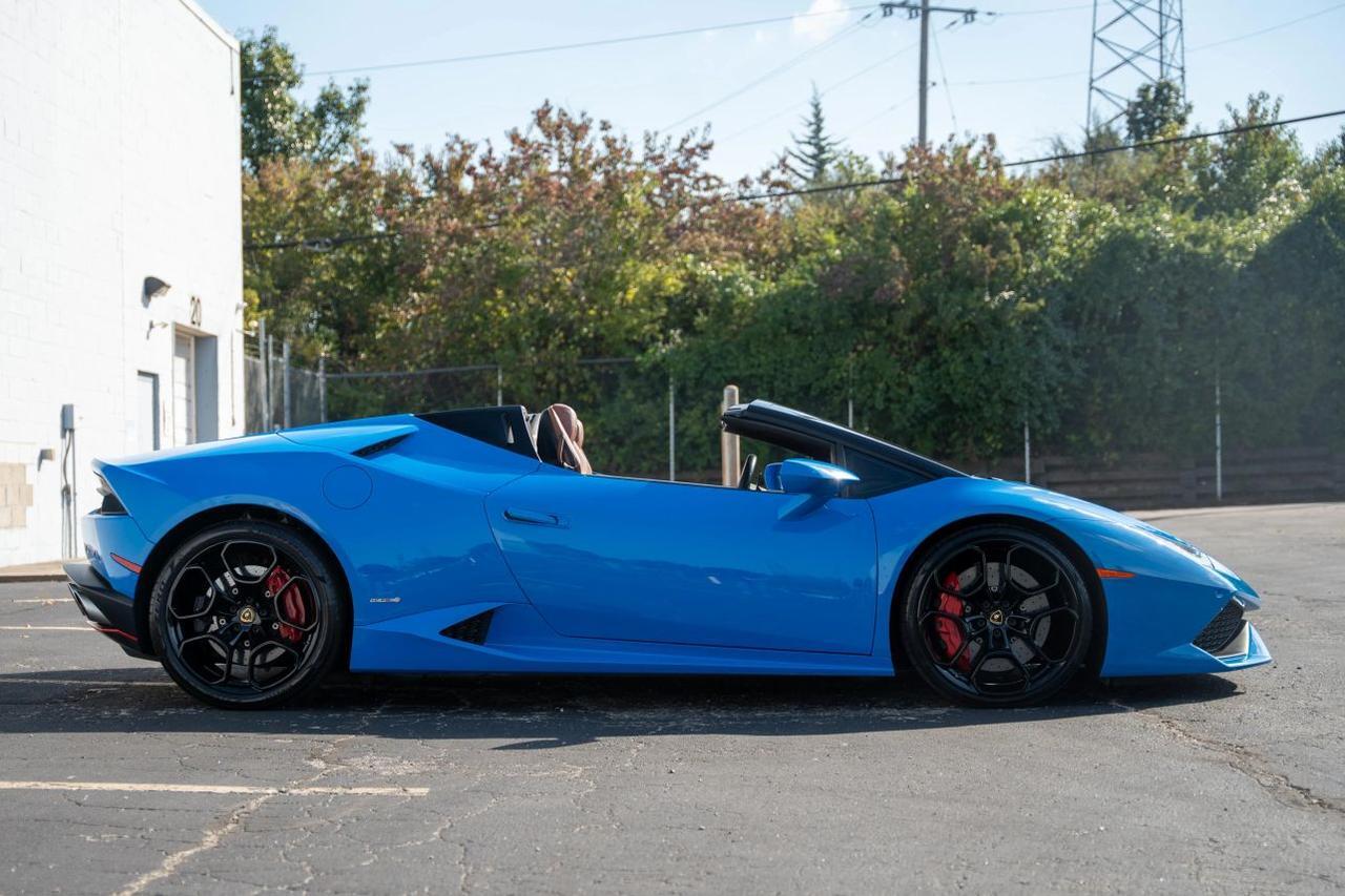 2016 Lamborghini Huracan LP 610-4 Spyder Convertible 2D St. Louis MO