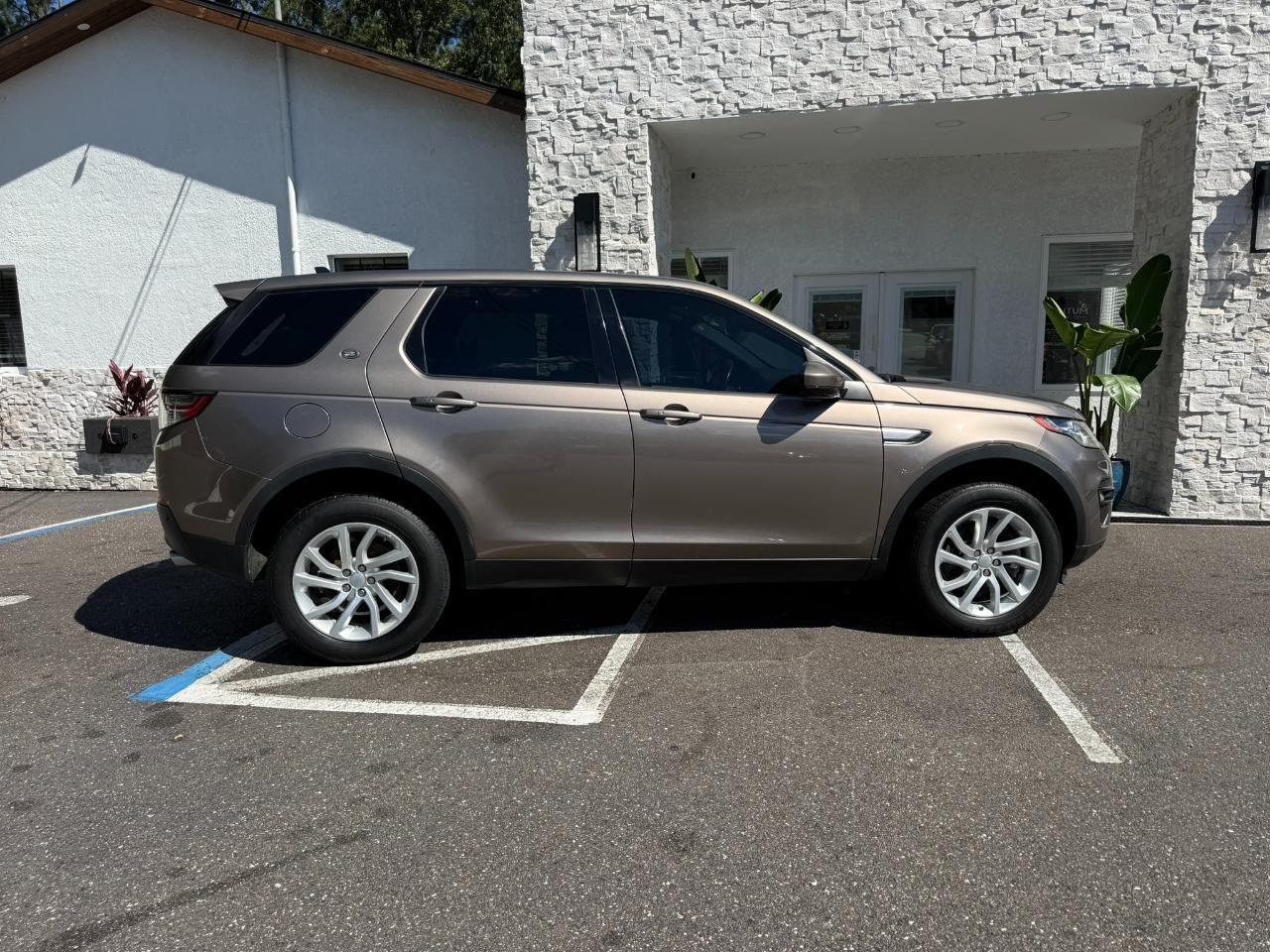 2016 Land Rover Discovery Sport AWD 4dr HSE