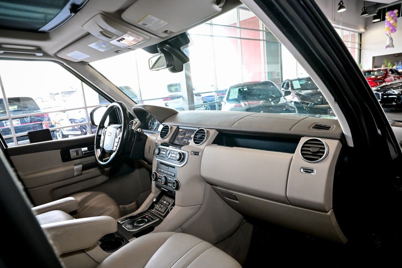 2016 Land Rover LR4 HSE, Black Design Package, 20'' Wheels, Climate Comfort Pkg Springfield NJ