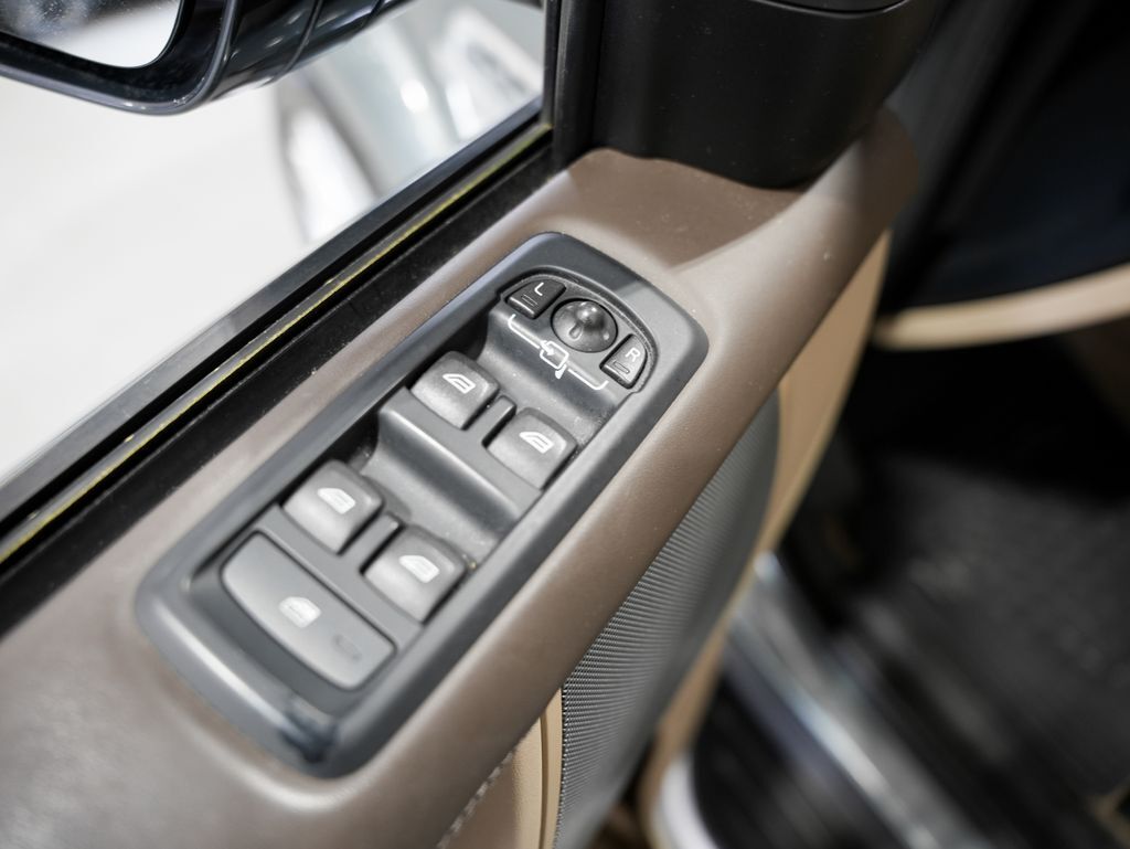 2016 Land Rover LR4 HSE Lux Pkg Tigard OR