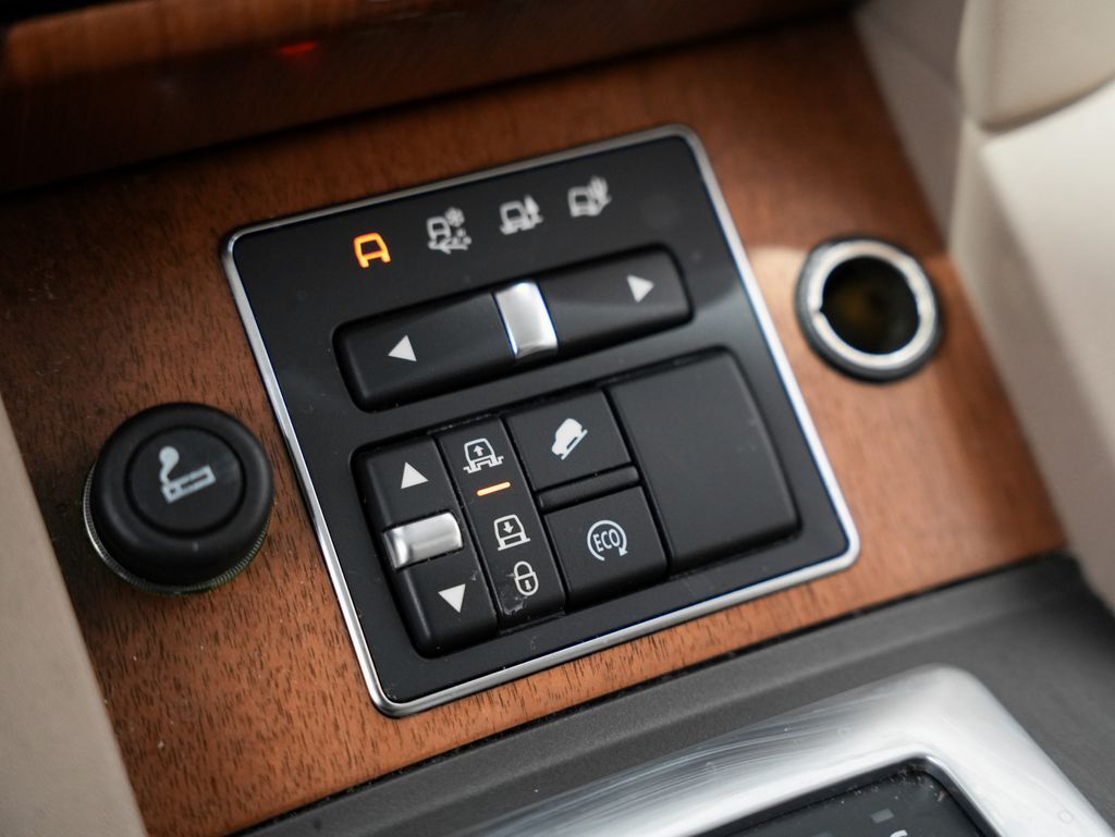 2016 Land Rover LR4 HSE Lux Pkg Tigard OR