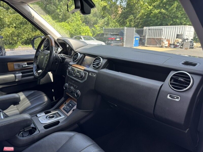 2016 Land Rover LR4 HSE Silver Edition Willow Grove PA