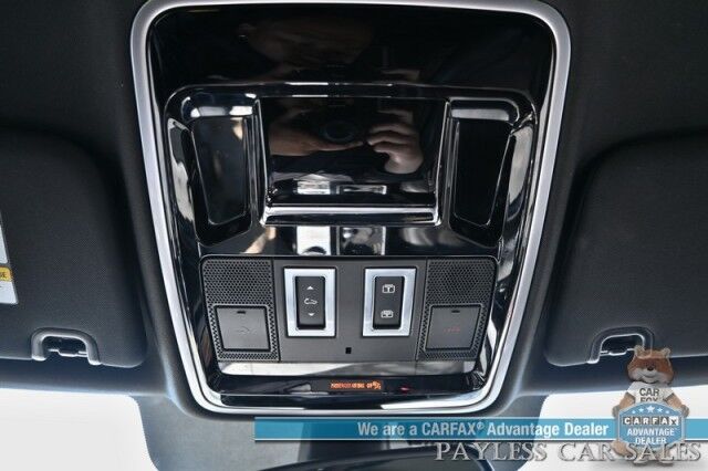 2016 Land Rover Range Rover / Supercharged 5.0L V8 LWB / 4X4 / Vission Pkg / Power & Heated Leather Seats / Heated Steering Wheel / Panoramic Sunroof / Navigation / Meridian Speakers / Blind Spot Alert / Bluetooth / Backup Camera / Tow Pkg Anchorage AK